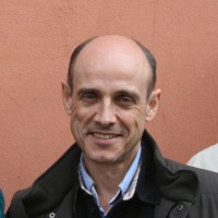 Luis M Botana