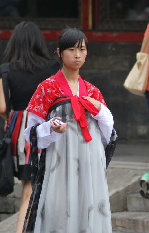 outoforder69:
“People of Beijing
”
Chinese hanfu.