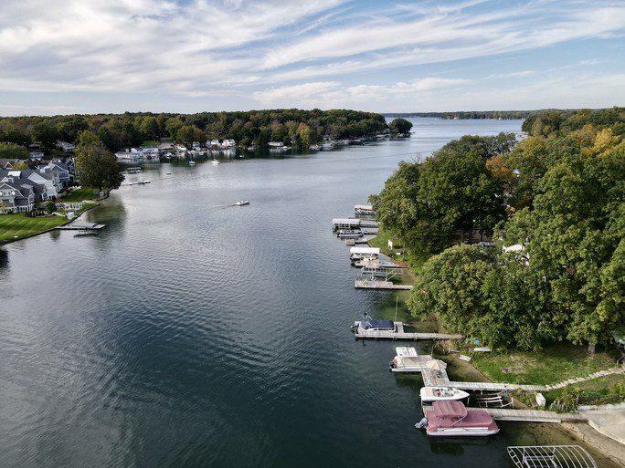 Carefree Boat Club Gull Lake  