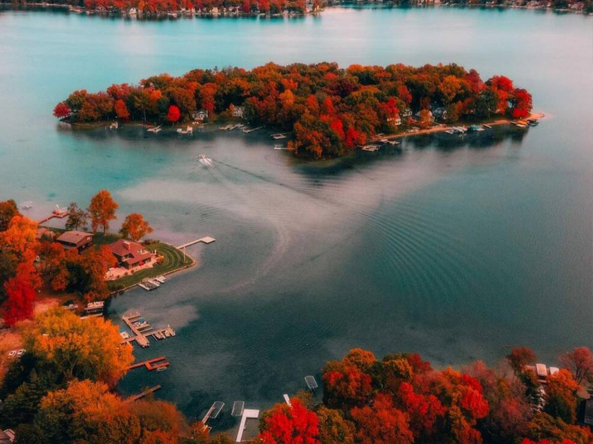 Carefree Boat Club Gull Lake  