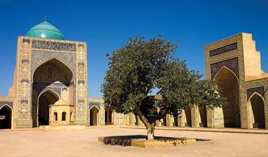 Bukhara, Uzbekistan: Kalyan Mosque