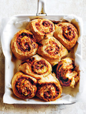 cheesy tomato scrolls