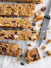 quinoa granola bars