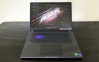 Gigabyte Aorus 16X