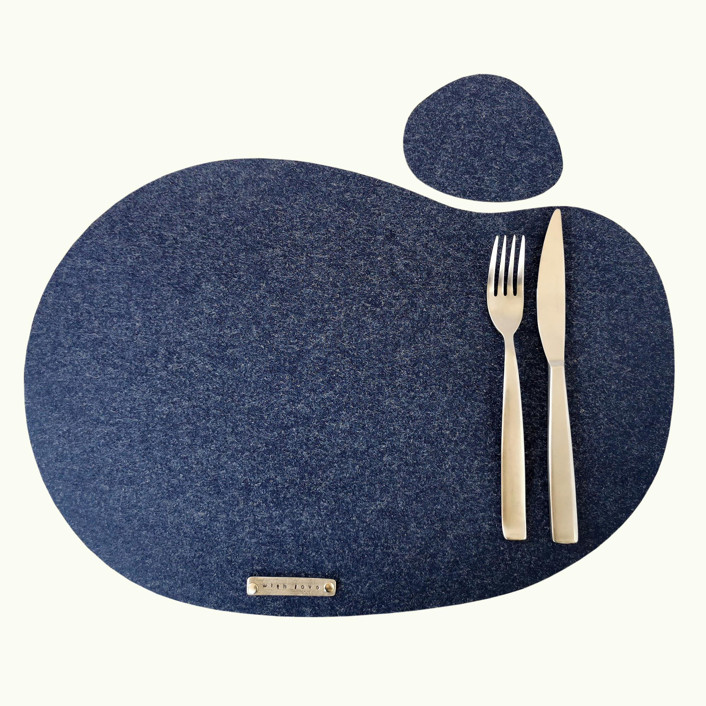 Irregular indigo blue felt placemats and coasters, set of 2 of 2 by Decomundo Home