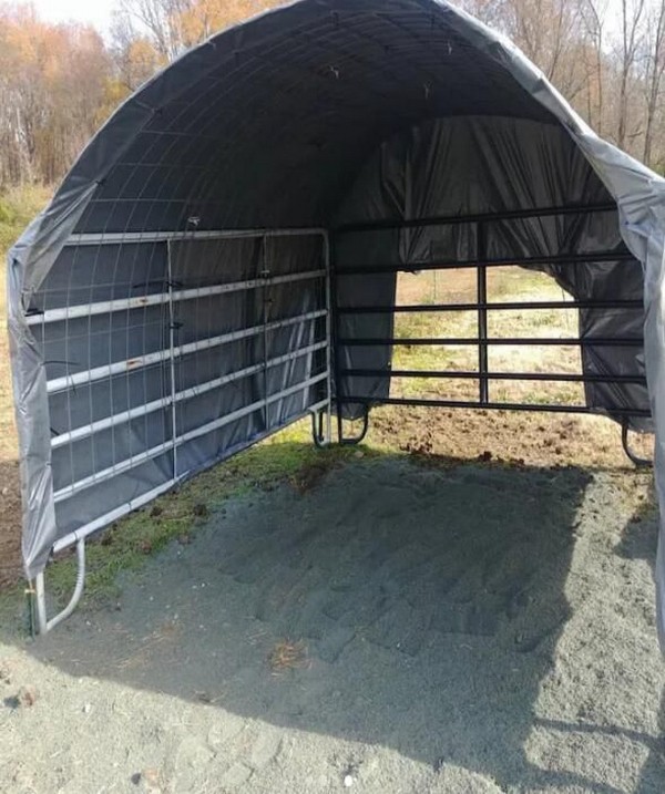 DIY Temporary Horse Shelter