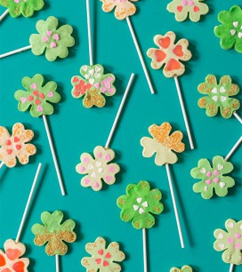 Chocolate Clover Lollipops | Oh Happy Day