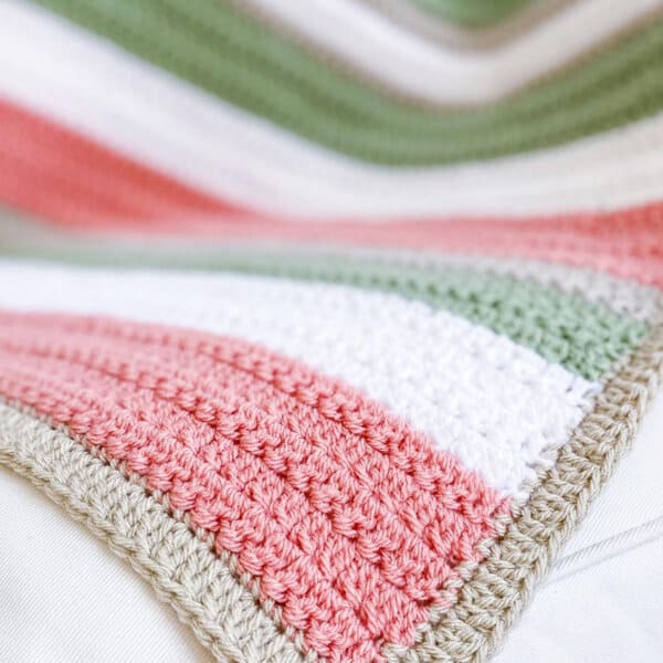 Quick and Easy Crochet Pattern –  Easy Crochet Blanket with Texture