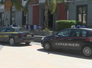 Battipaglia, due inchieste su concessioni edilizie del Comune: sequestrati atti a Palazzo di Città