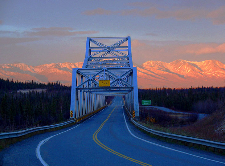 Tanana Bridge, Tok