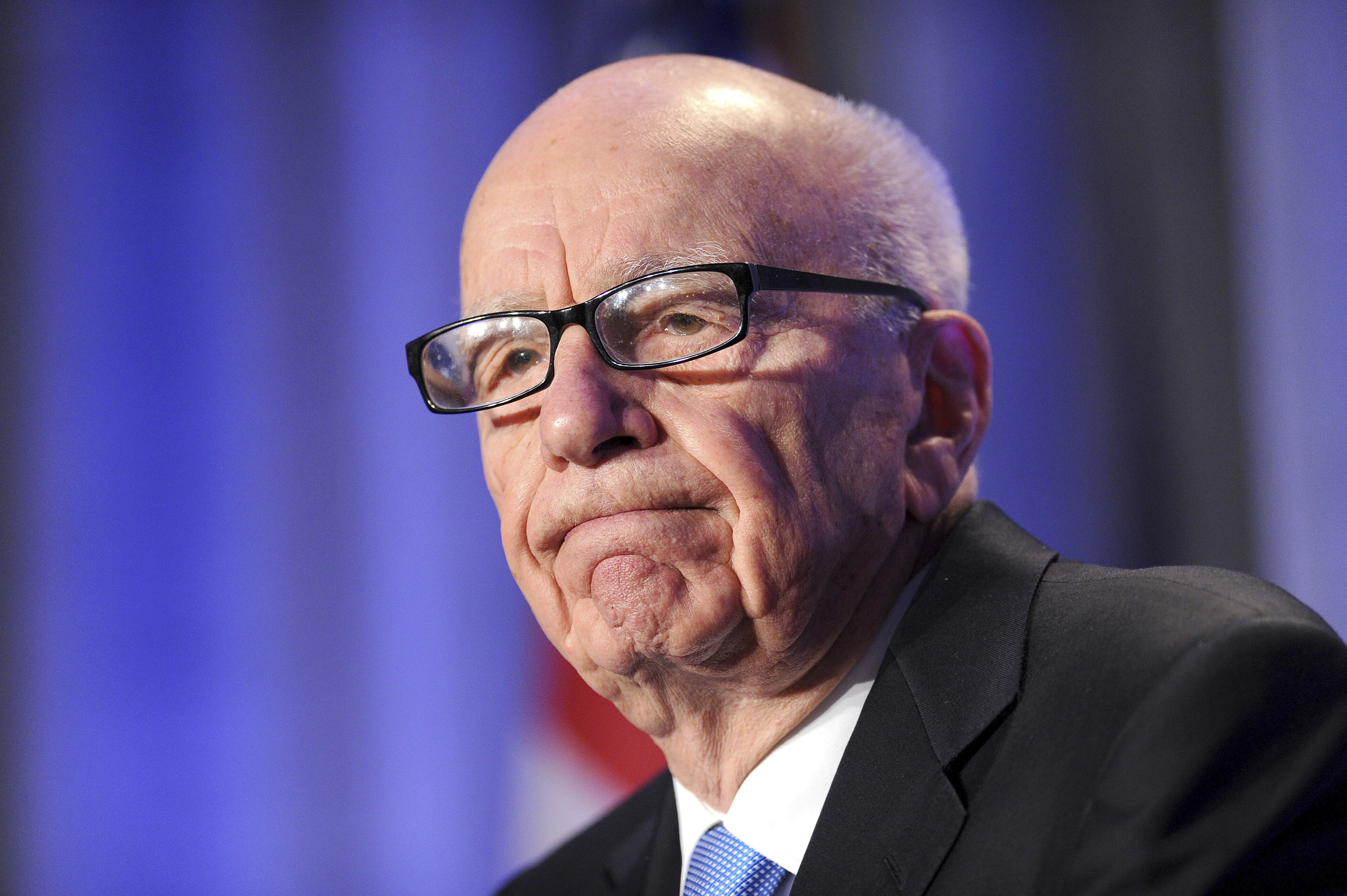 El consejero delegado de News Corp. CEO Rupert Murdoch pronuncia un discurso de apertura en la Cumbre Nacional sobre la Reforma de la Educacin en San Francisco, 14 de octubre de 2011.