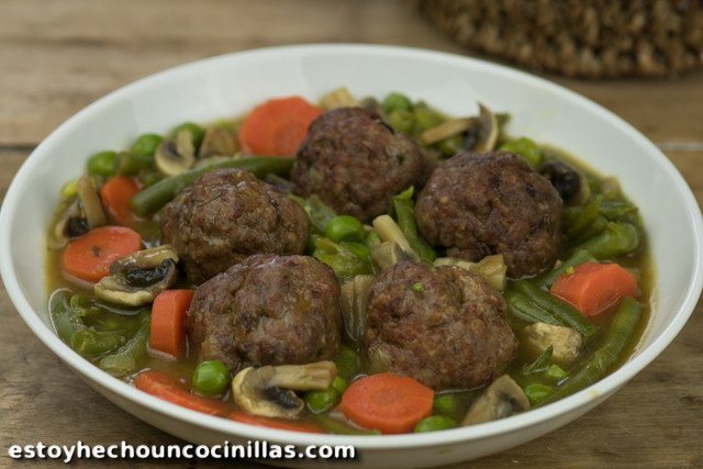 Albóndigas a la jardinera