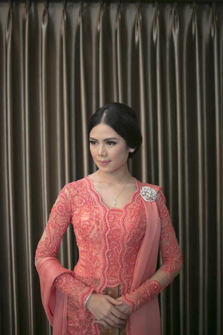 model kebaya modern kain katun