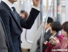 電車内の画像