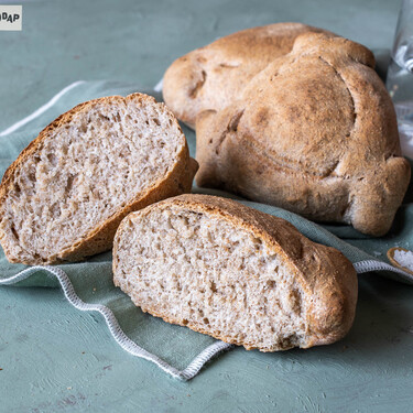 Cómo hacer pan Dalí, receta del pan de tres crostones tradicional de Cataluña