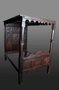 Tudor bed, Marhamchurch antiques