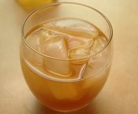 Apple Pie: Vanilla Vodka, Apple Cider, Ice and Cinnamon!--want to try