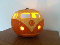 ****sharing is caring!*****I love the old VW buses ..what a neat pumpkin carving idea! ***DISCLAIMER-THIS POST MAY CONTAIN AFFILIATE LINKS*** you can view our full disclosure-disclaimer-privacy policy at http://www.ezeebuxs.com/disclosure/