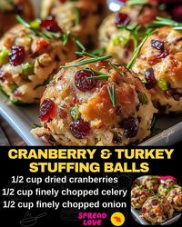 🦃🍇 CRANBERRY & TURKEY STUFFING BALLS (recipe below)    Enjoy these flavorful stuffing balls that combine turkey and cranberries, perfect for holiday meals or any festive occasion!    📝 Ingredients:    1 pound ground turkey 4 cups dried bread cubes (store-bought or homemade) 1/2 cup dried cr...