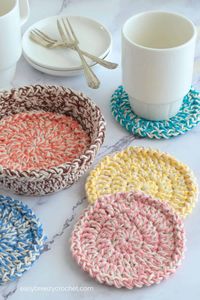 Round Double Crochet Coaster Pattern And Basket | Easy Breezy Crochet