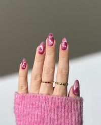 Try out one of these cute and trendy nail art designs for Valentine's Day this year! Whether you have long or short nails, you'll love these designs. There are also simple and easy designs that you can try to recreate at home! These are so creative and are sure to get you filled with inspiration. Glitter, matte and shiny options for the baddie looking for heart nail art!