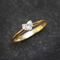 Heart-Shaped Engagement Rings That Are Perfect For Valentines Day | The Huffington Post Canada