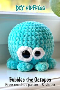 Crochet a very cute octopus with this easy beginner friendly free no sew octopus crochet pattern. Including full video on how to crochet this plush octopus. An easy fast to make crochet project.