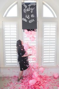 This confetti gender reveal box from @karaspartyideas is simple to make and is a fun way to do the big reveal at your next gender reveal party.