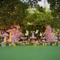 O bosque das borboletas da Sofia 🌷 Decoração @rosarustica_oficial Esculturas @ateliedossonhosgoiania Balões @mariahfesteira.festacriativa Personagem vivo @imagineevento Forração @allforracoes Florista @paulocesar_florista Mobiliário @imbertmoveis @buenoeventos @festivitalocacao Maquete Bolo cenográfica @carolveronezbolos Buffet @celinabuffetecias Projeto decorativo @lorranysuaid Espaço @villa_goiana . . . . . . . #bosqueencantado #jardimencantado #festainf...