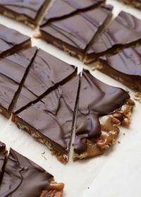 Chewy Caramel Turtle Bark