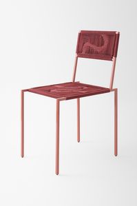 The Steeleheart Dining Chair by Peg Woodworking incorporates a clean silhouette with the soft organic handwoven patterns. Seen here in outdoor suitable stainless steel frame powder coated in copper utopia, and handwoven in uv protected nylon cord in garnet, this chair provides a firm seat for your contemporary outdoor decor.