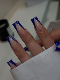 royal blue nails: chevron tips