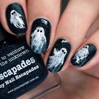 Day 29 ("inspired by the supernatural") of the 31 Day Challenge - ghost / Halloween nail art