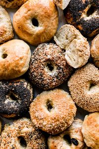 This easy homemade bagels recipe proves that you can make deliciously chewy bagels in your own kitchen with only a few basic ingredients and baking tools! Recipe on sallysbakingaddiction.com