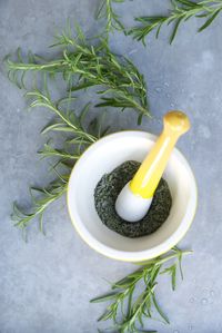 If you’re one of the lucky ones who lives in a hot climate, preserving rosemary might not be an issue for you, since rosemary is evergreen in warmer growing zones. If you live in a colder climate, like I do, you know rosemary doesn’t survive the winter, so learning ways to preserve your harvest is necessary.