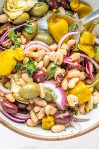 White Bean Antipasto Salad @spabettie #glutenfree #vegan #dairyfree #salad #recipe