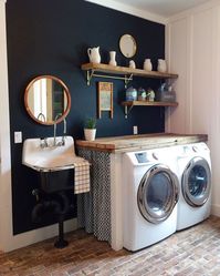 31+ Top Modern Farmhouse Laundry Room Design Ideas Reveal Efficiency Space #laundryroomstorage #laundryroommakeover #laundryroomideas