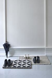 Classic entrence with modern and sustainable doormats