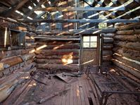 inside abandoned cabin, Kolab Canyon UT [4000X2992] #Urbex #Pic #UrbanDecay #Image #Pictures #UrbanExploration #AbandonedPlaces #Architecture #Abandoned #Photography #Ruins