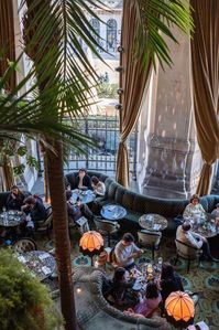 I lived in Paris for one month, and here are my top Paris Restaurant recommendations for a tasty meal. Your ultimate guide on where to eat in Paris. Restaurant: Coco Paris