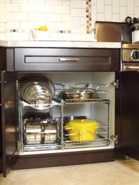 15 Beautifully Organized Kitchen Cabinets