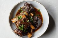 Slow-Cooker Balsamic Short Ribs