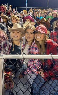 #fnl #senioryear #football #footballgames #highschool #cowboy #country #countrygirl #countrytheme #theme #party #friends #besties