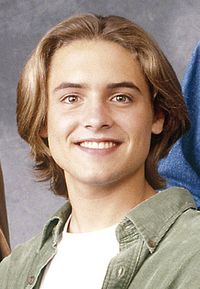 After cohosting the Nickelodeon game show Don't Just Sit There for three seasons in the late '80s, Will Friedle was cast as Cory's underachieving older brother Eric Matthews. Boy Meets World introduced him to one-time girlfriend Jennifer Love Hewitt (whom he dated in 1997 and who appeared in a bit role) and best friend Jason Marsden, who also appeared on BMW.