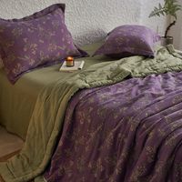 Made from ultra-soft and lightweight pure cotton, featuring double gauze layers, this quilt adorned with butterfly prints promises year-round comfort. With the inclusion of jacquard detailing, its beautiful design is further enriched, bringing a lively and unique flair to your environment. 100% organic cotton woven, fi