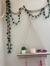 handmade crochet leaf garland/ vines perfect for wall decor. great for bedroom or dorm room. $7.50 per 10 ft in length