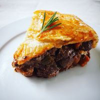 Need a little comfort in this time of uncertainty? Head over to your favorite recipe blog for this savory lamb pie with red wine and rosemary! Comforting Lamb Pie with Red Wine and Rosemary