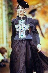 Christian Lacroix Fall 1988 Couture Collection - Vogue