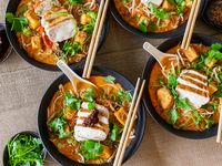 Delicious Thai Chicken Laksa