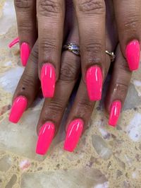  #HotPinkNails #PinkNailDesigns #VibrantNails #BoldNails #GlamNailArt #PlayfulNails #PopOfColor #TrendyNails #StatementNails #ChicNailStyles